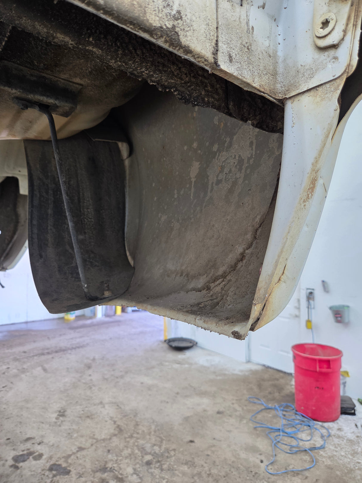 1999-2010 Ford Super Duty F250 F350 6' 9" Short Truck Bed