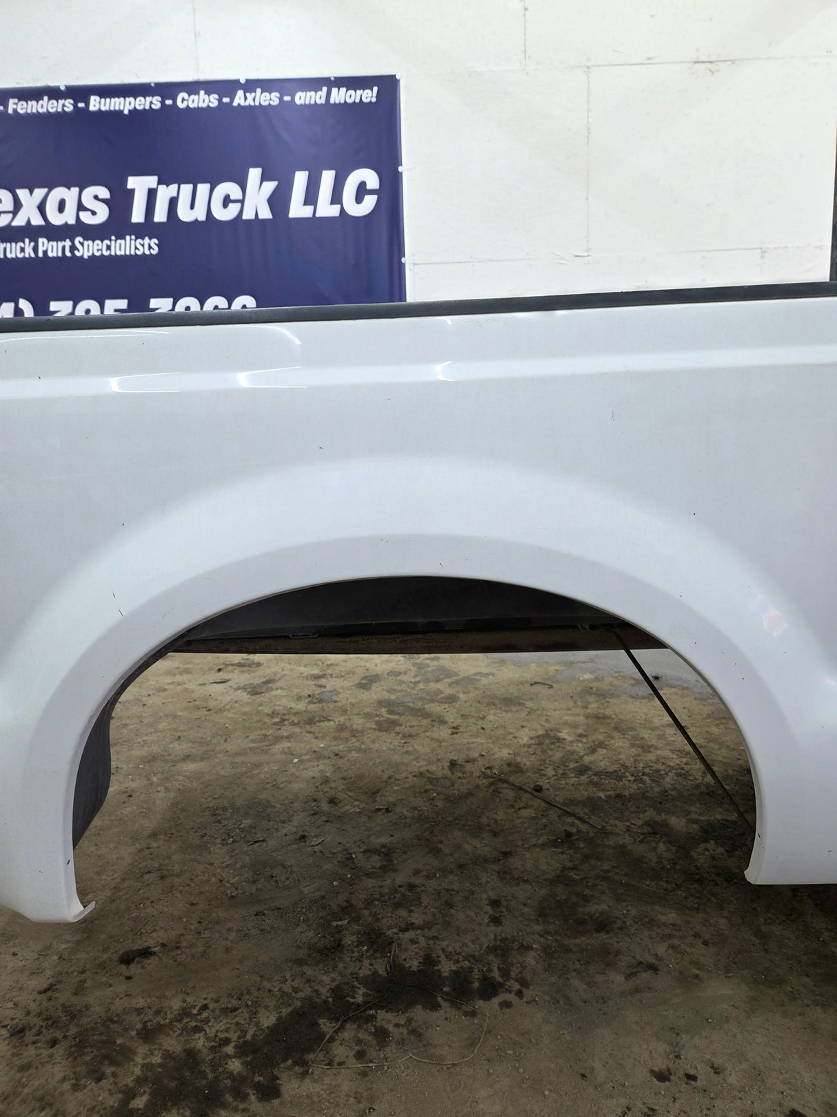 1999-2010 Ford Super Duty F250 F350 6' 9" Short Truck Bed