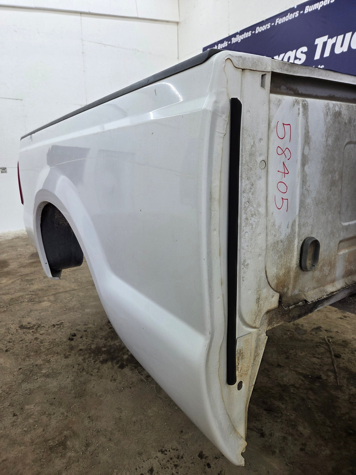 1999-2010 Ford Super Duty F250 F350 6' 9" Short Truck Bed