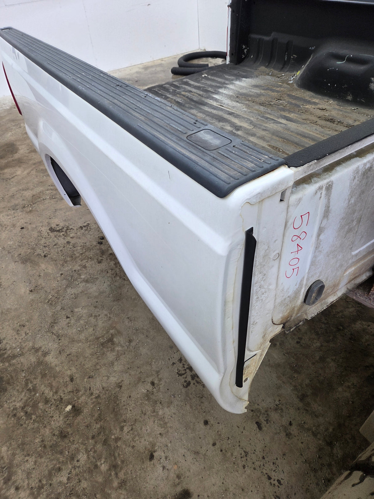 1999-2010 Ford Super Duty F250 F350 6' 9" Short Truck Bed