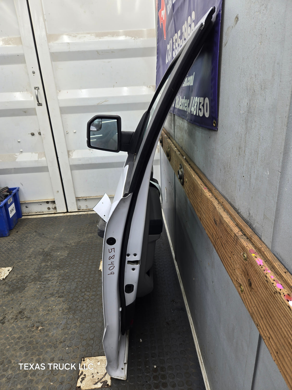 2015-2022 Ford F150 / Super Duty Driver Front Door LH F250 F350 F450 F550