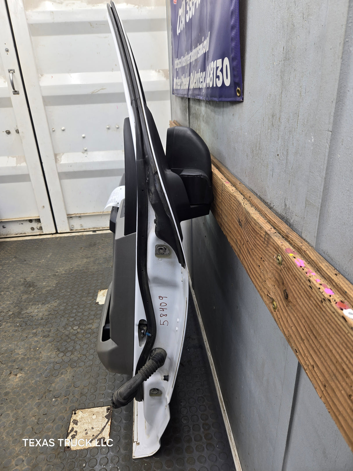 2015-2022 Ford F150 / Super Duty Driver Front Door LH F250 F350 F450 F550