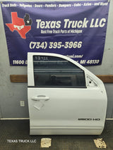 2014-2019 Chevrolet Silverado / GMC Sierra RH Front Passenger Side Crew Cab Door 1500 25000 3500 HD