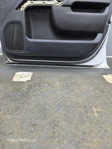 2014-2019 Chevrolet Silverado / GMC Sierra RH Front Passenger Side Crew Cab Door 1500 25000 3500 HD