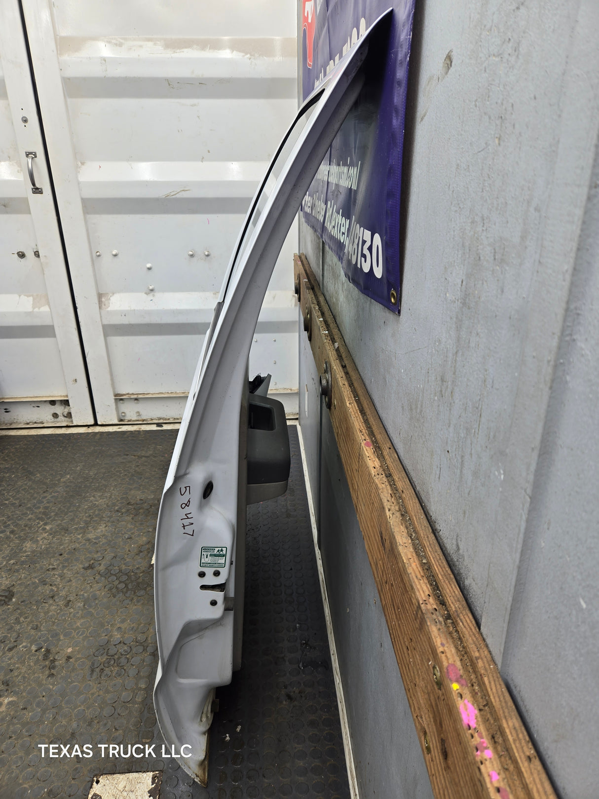 1999-2011 Ford Super Duty LH Driver Side Rear Crew Cab Door F250 F350 F450 F550