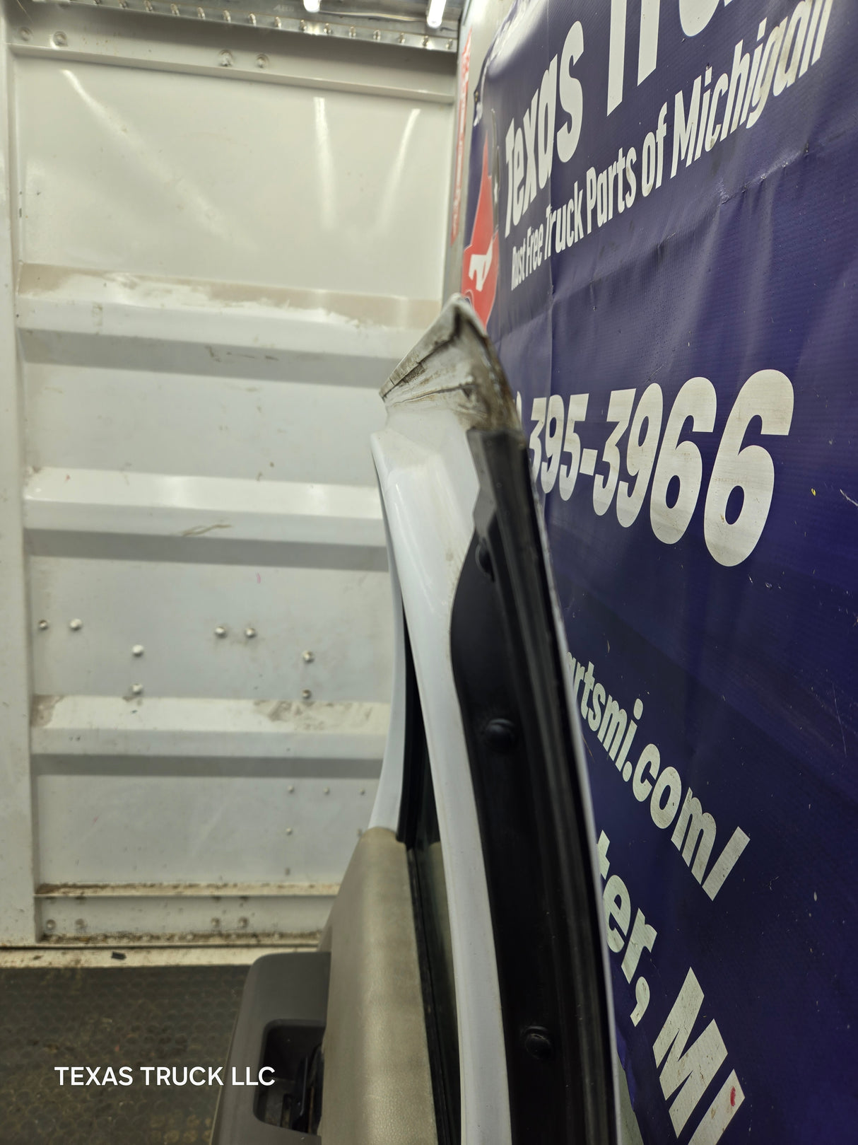 1999-2011 Ford Super Duty LH Driver Side Rear Crew Cab Door F250 F350 F450 F550