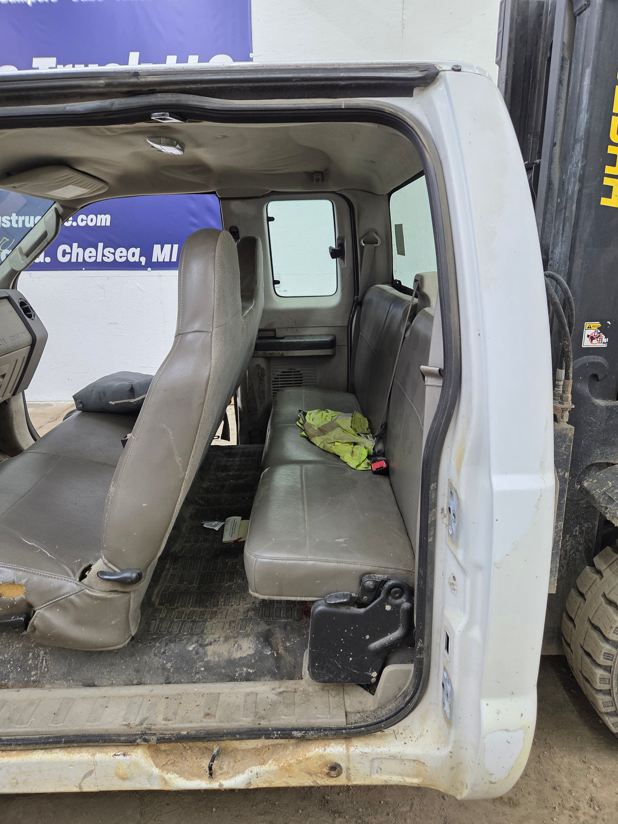 2008-2010 Ford Super Duty F250 F350 F450 F550 Extended Cab