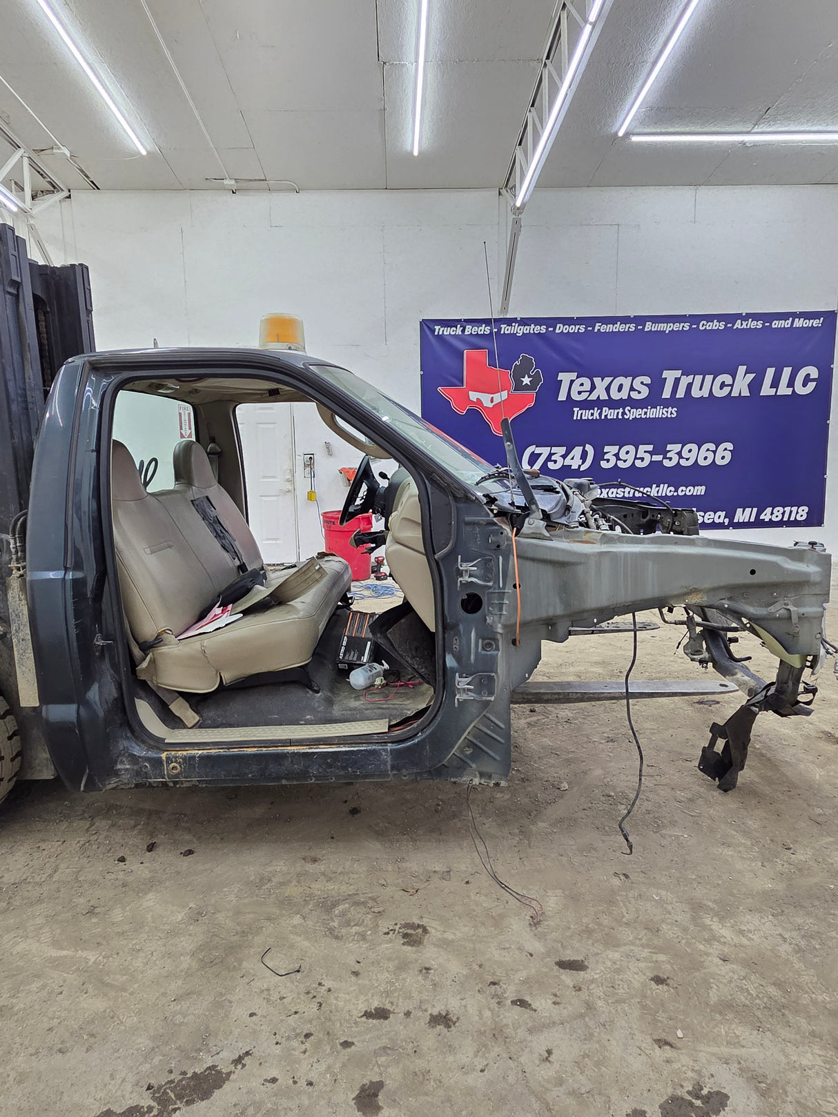 1999-2007 Ford Super Duty F250 F350 F450 F550 2 Door Regular Cab