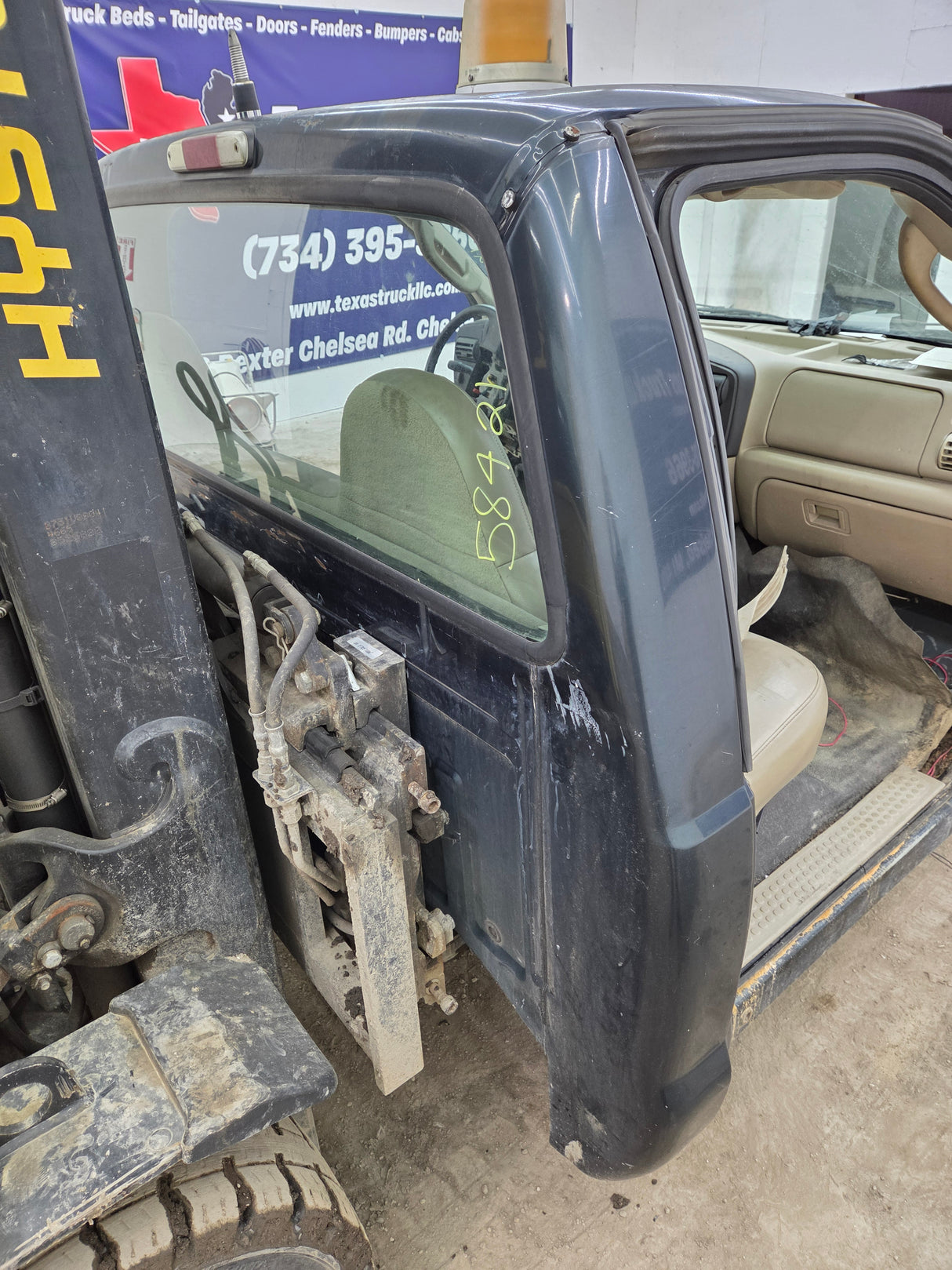 1999-2007 Ford Super Duty F250 F350 F450 F550 2 Door Regular Cab