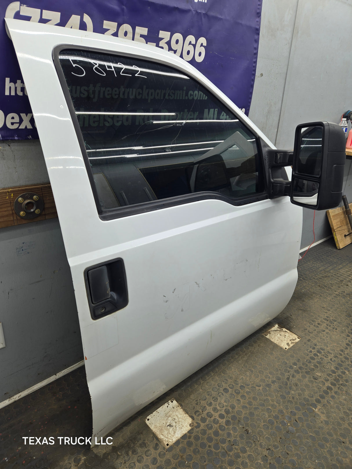 1999-2011 Ford Super Duty / Excursion Front Passenger RH Door F250 F350 F450 F550