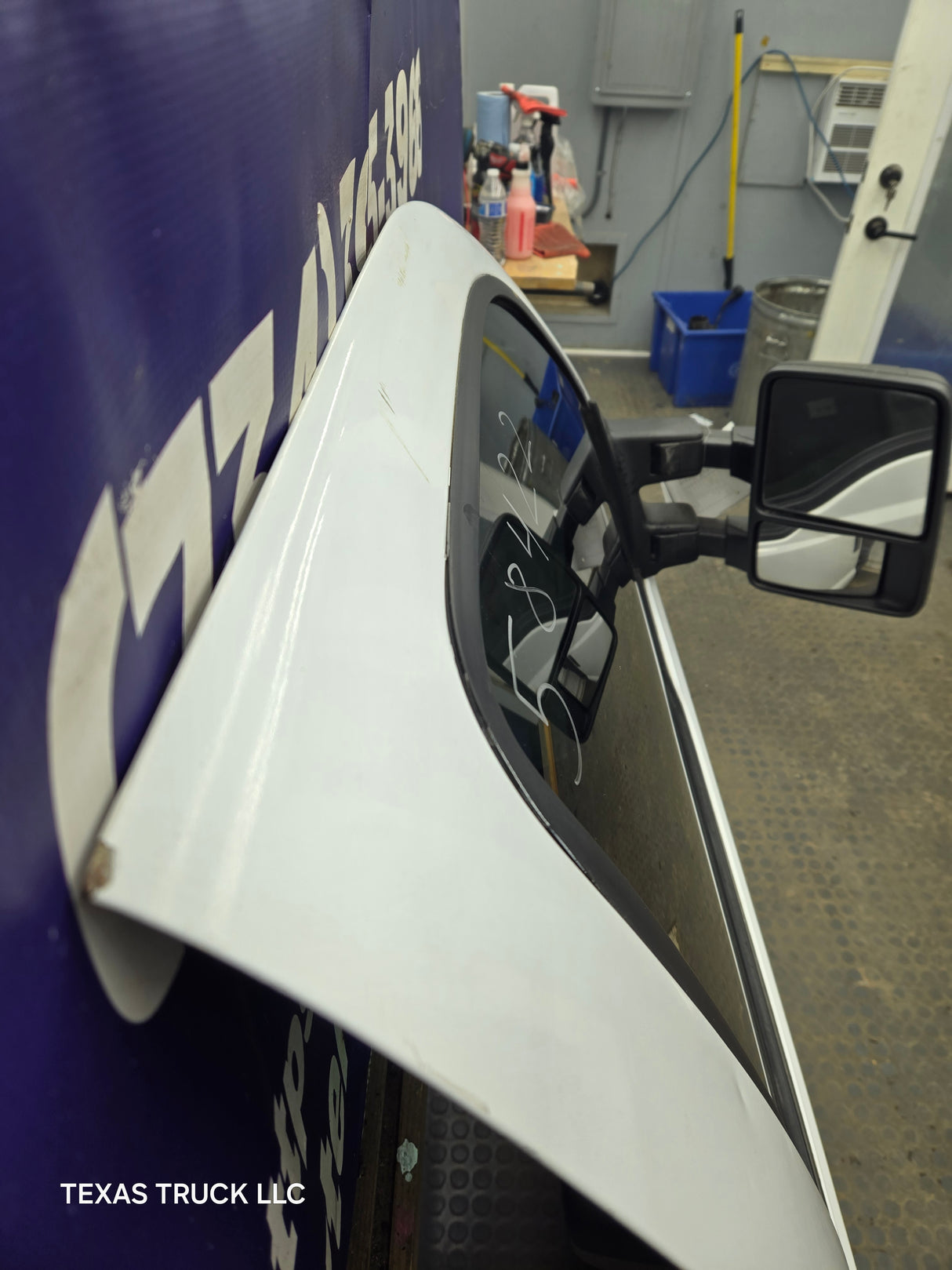 1999-2011 Ford Super Duty / Excursion Front Passenger RH Door F250 F350 F450 F550