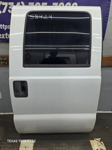 1999-2011 Ford Super Duty F250 F350 F450 F550 RH Crew Cab Passenger Side Rear Door