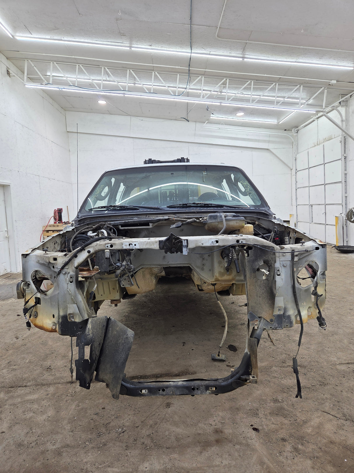 1999-2007 Ford Super Duty F250 F350 F450 F550 XLT 4 Door Crew Cab