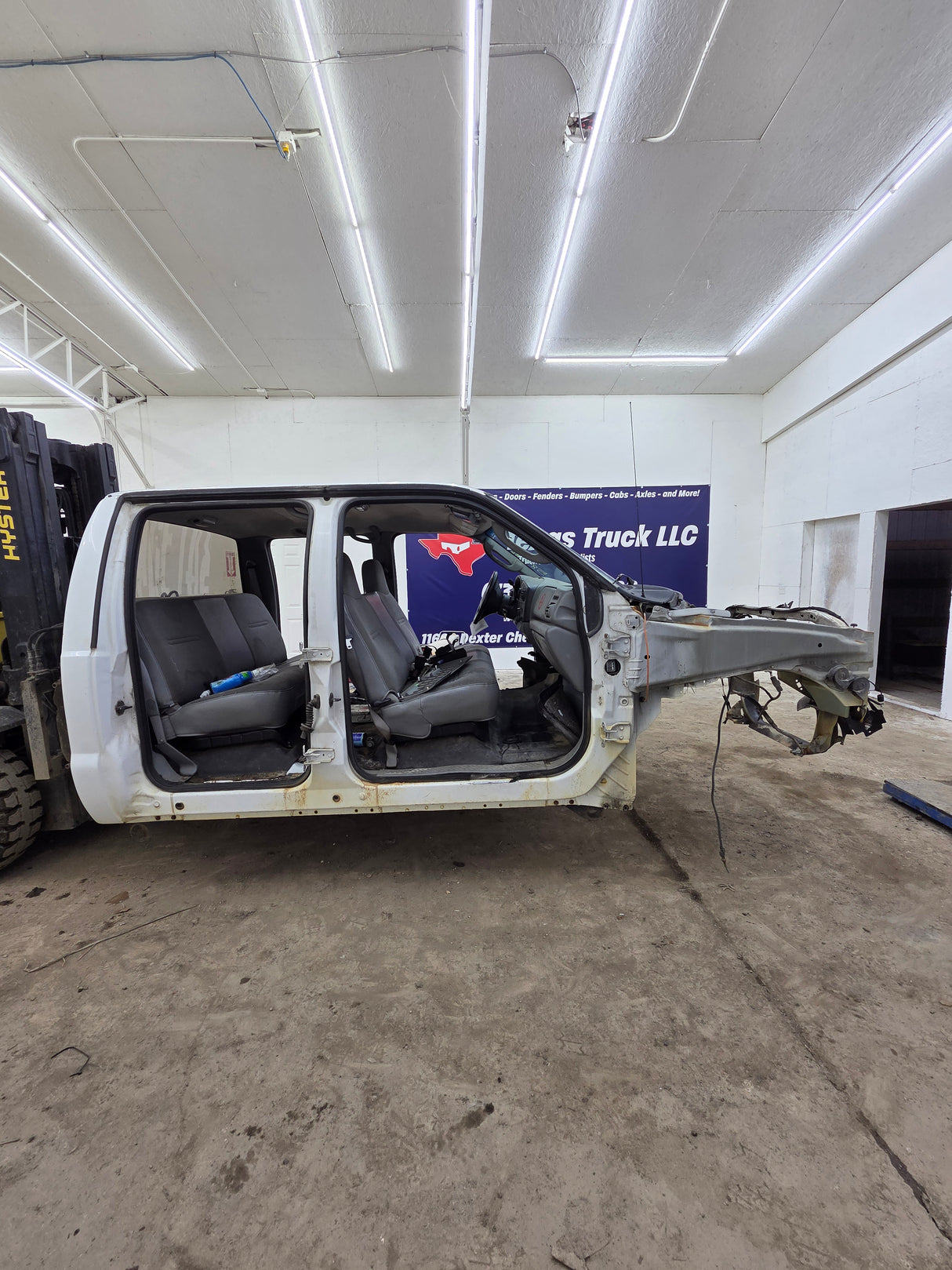 1999-2007 Ford Super Duty F250 F350 F450 F550 XLT 4 Door Crew Cab