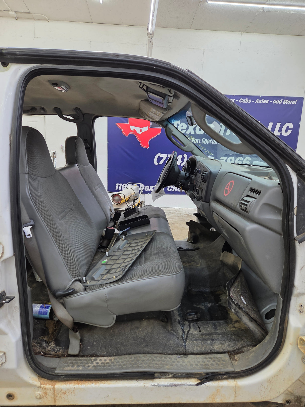 1999-2007 Ford Super Duty F250 F350 F450 F550 XLT 4 Door Crew Cab