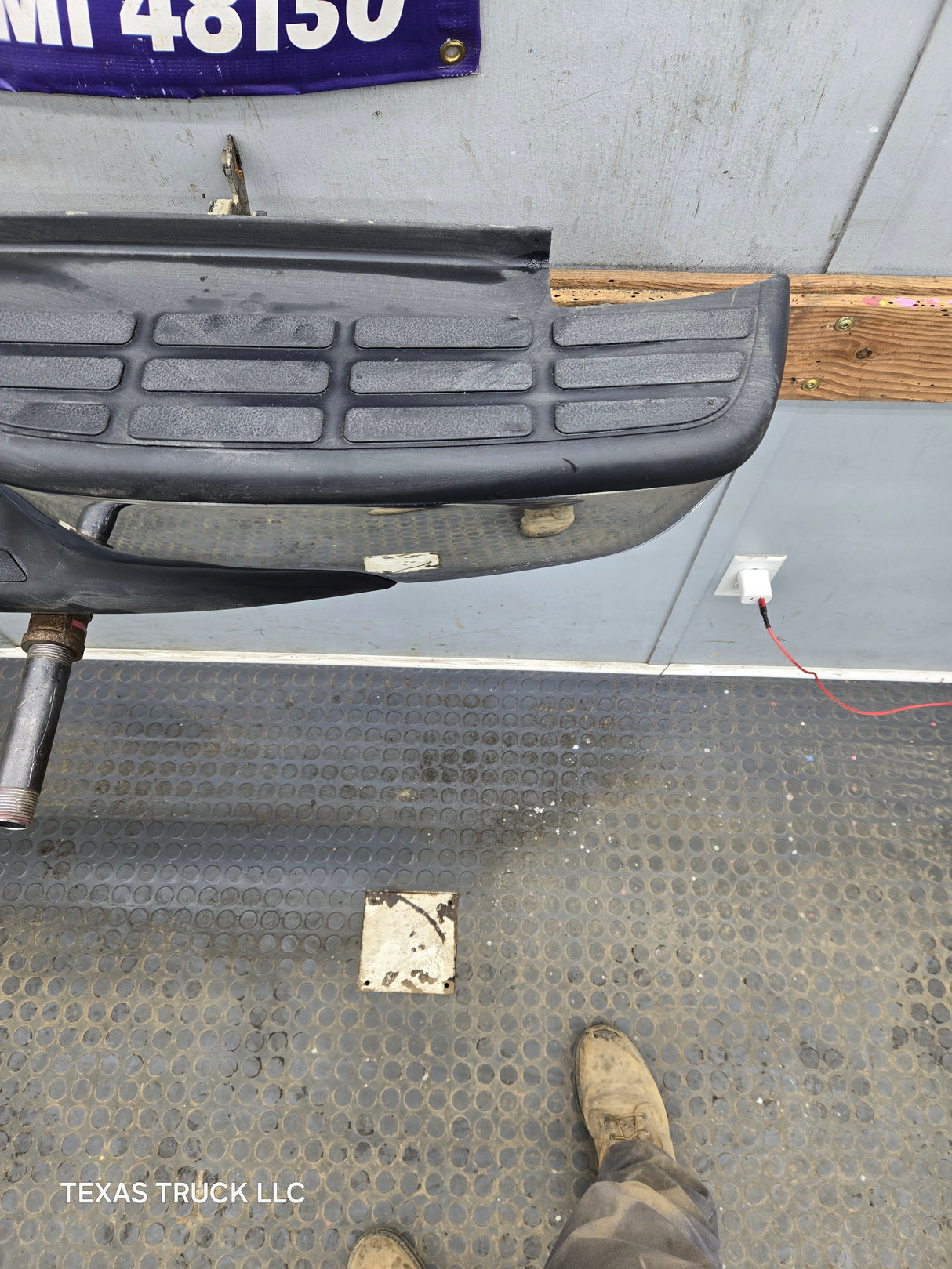 1999-2007 Chevrolet Silverado / GMC Sierra 2500 3500 HD Rear - Chrome