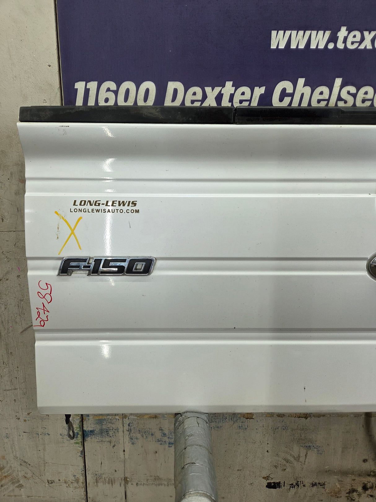 2009-2014 Ford F150 Tailgate W/Step - Pearl White