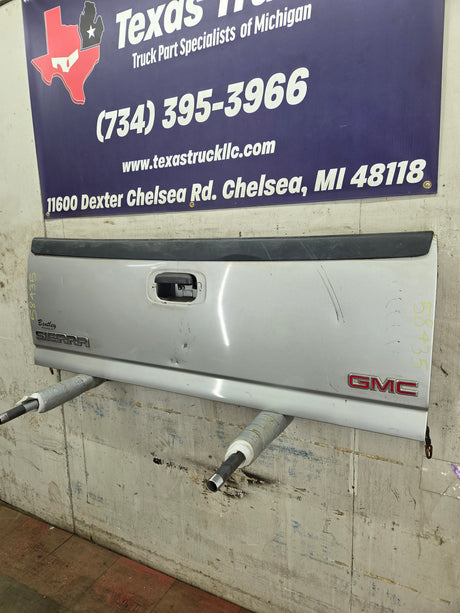1999-2007 Chevrolet Silverado / GMC Sierra 1500 2500 3500 Tailgate