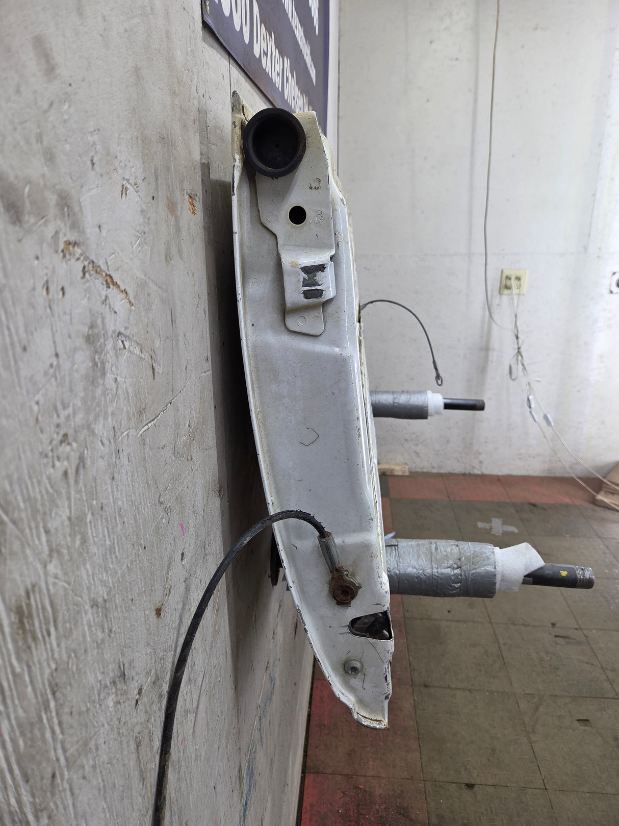 1997-2003 F150 / 1999-2007 Ford F250 F350 F450 F550 Super Duty Tailgate