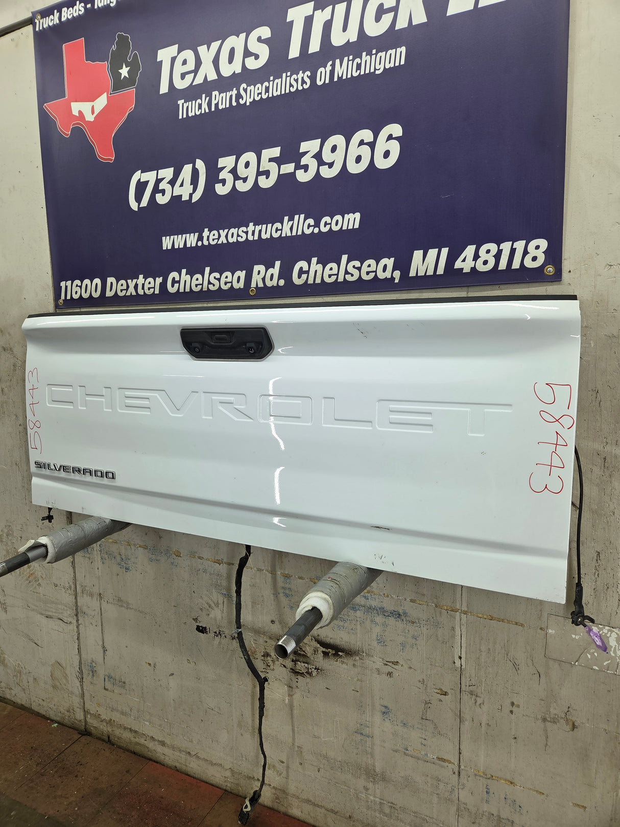 2019-2026 Chevrolet Silverado 2500 3500HD Truck Tailgate