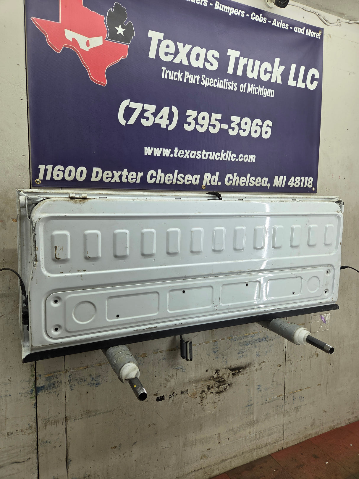 2019-2026 Chevrolet Silverado 2500 3500HD Truck Tailgate