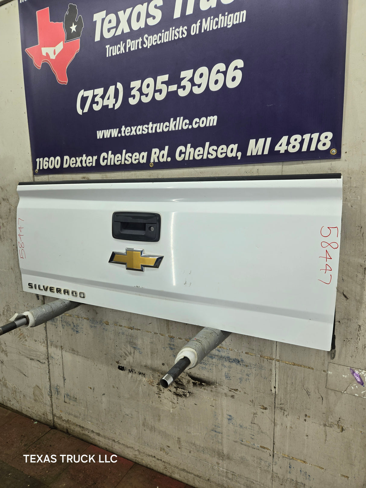 2014-2019 Chevrolet Silverado / GMC Sierra 1500 2500 3500 HD Tailgate