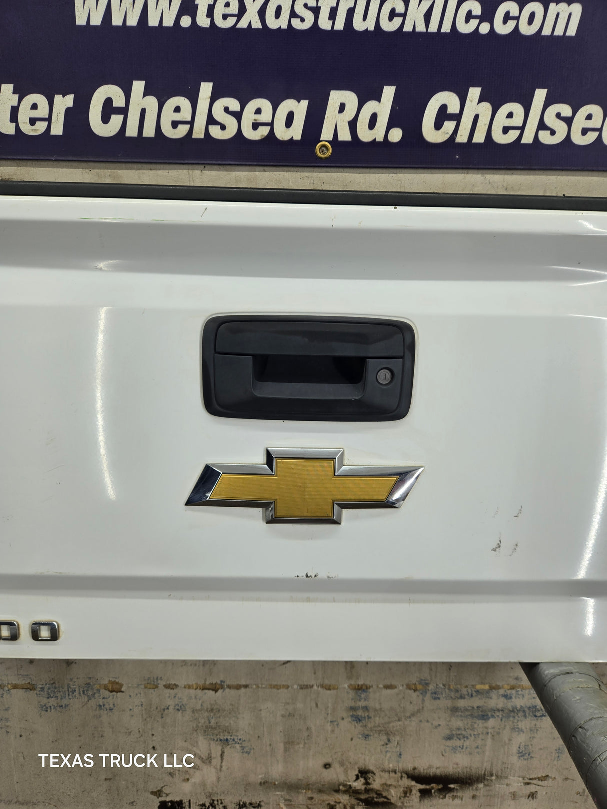 2014-2019 Chevrolet Silverado / GMC Sierra 1500 2500 3500 HD Tailgate