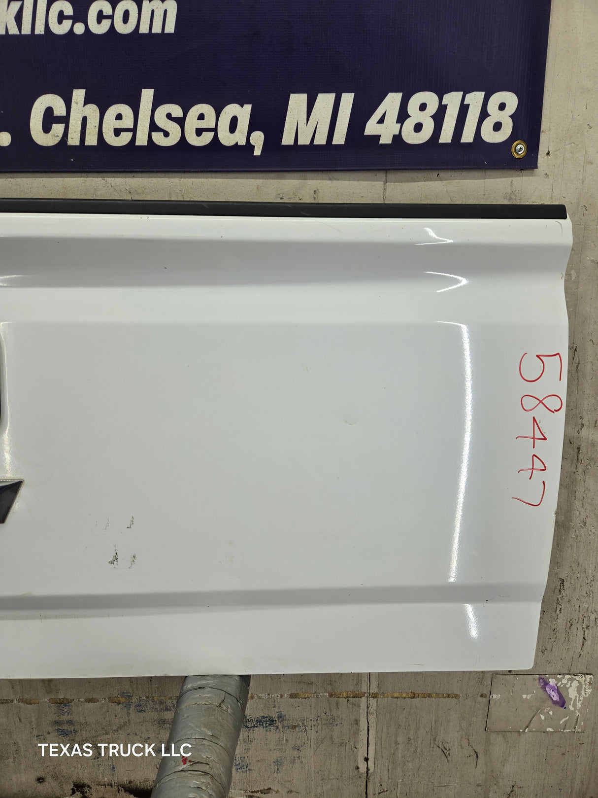 2014-2019 Chevrolet Silverado / GMC Sierra 1500 2500 3500 HD Tailgate