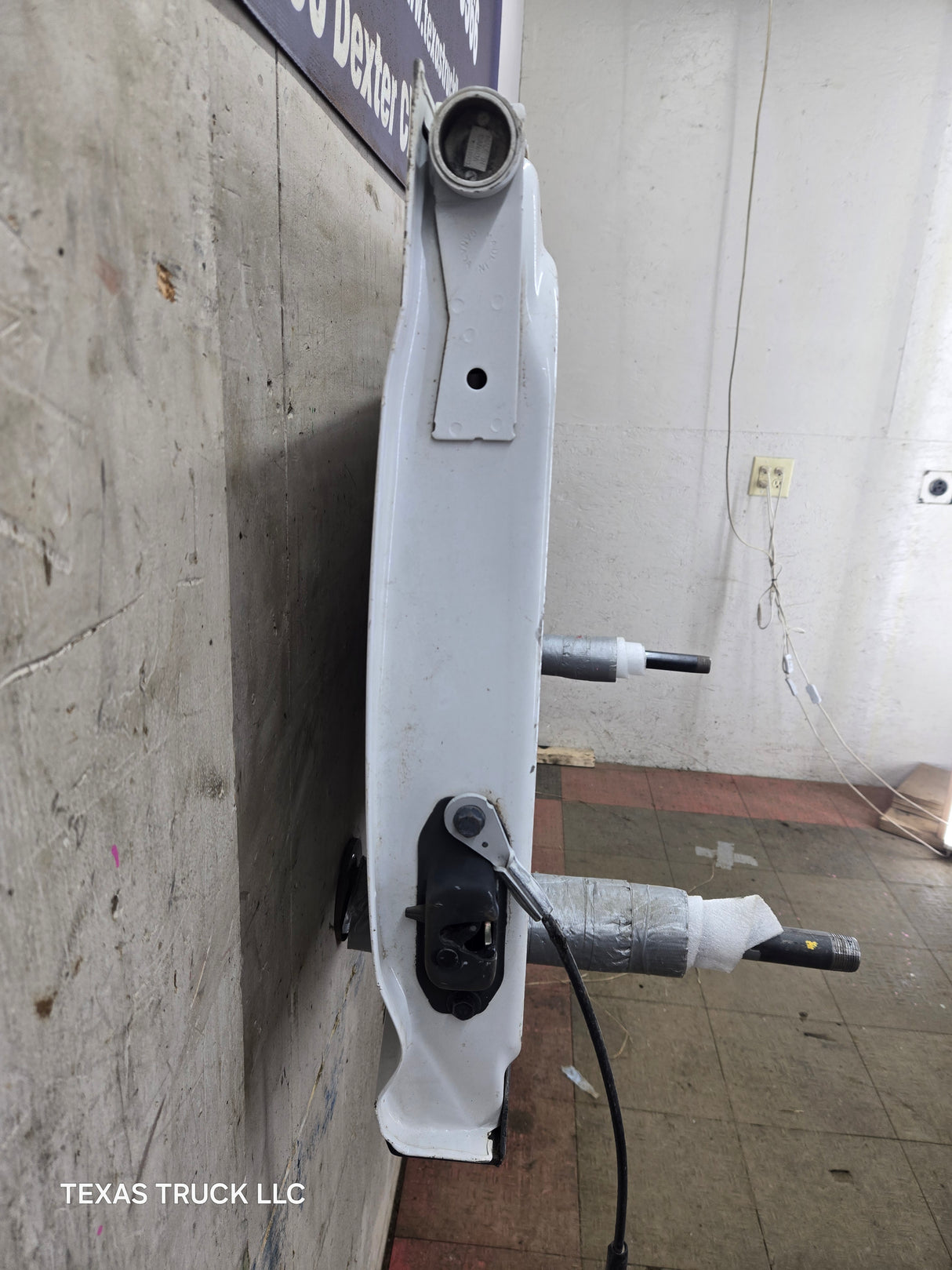 2014-2019 Chevrolet Silverado / GMC Sierra 1500 2500 3500 HD Tailgate