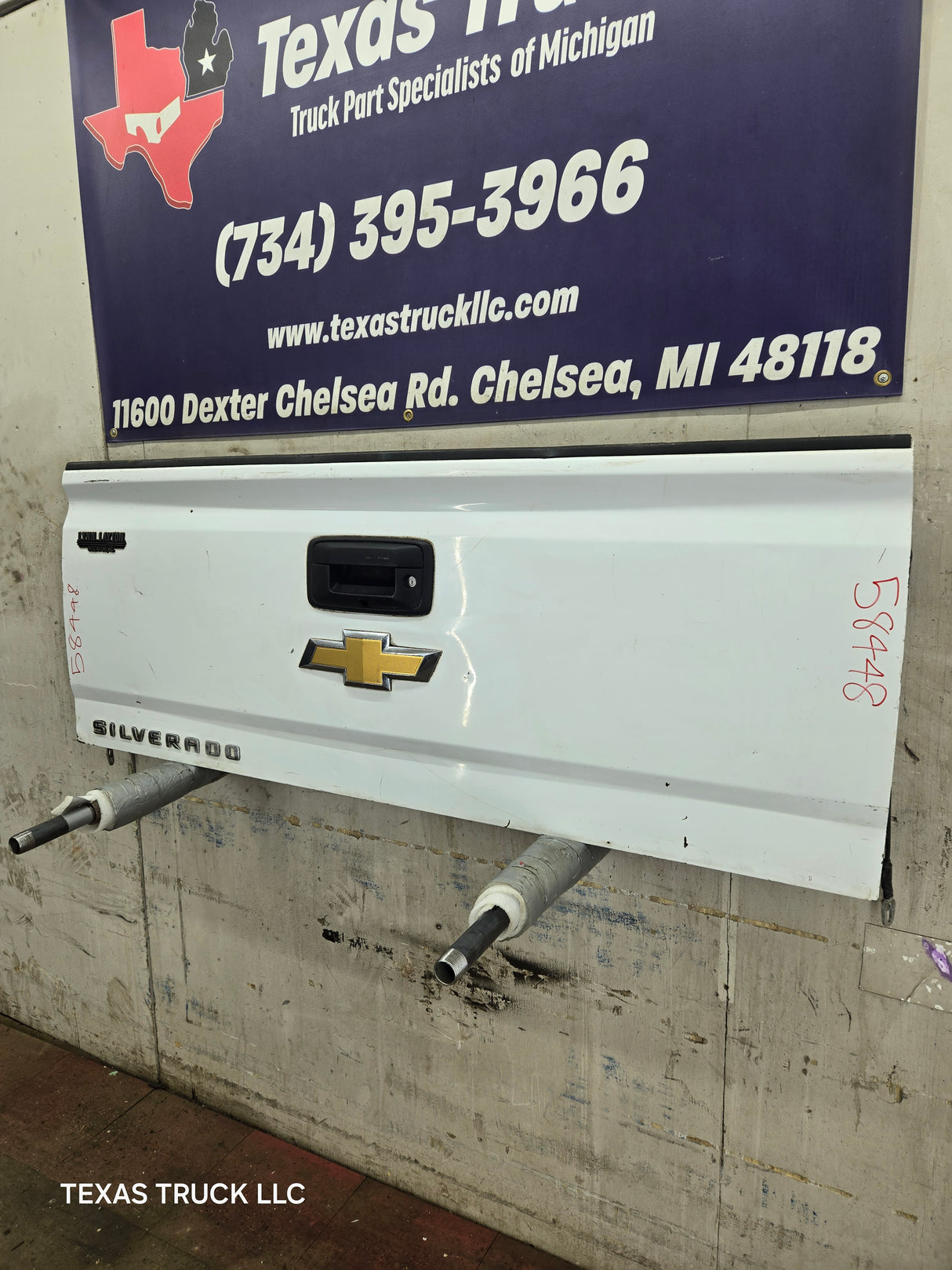 2014-2019 Chevrolet Silverado / GMC Sierra 1500 2500 3500 HD Tailgate