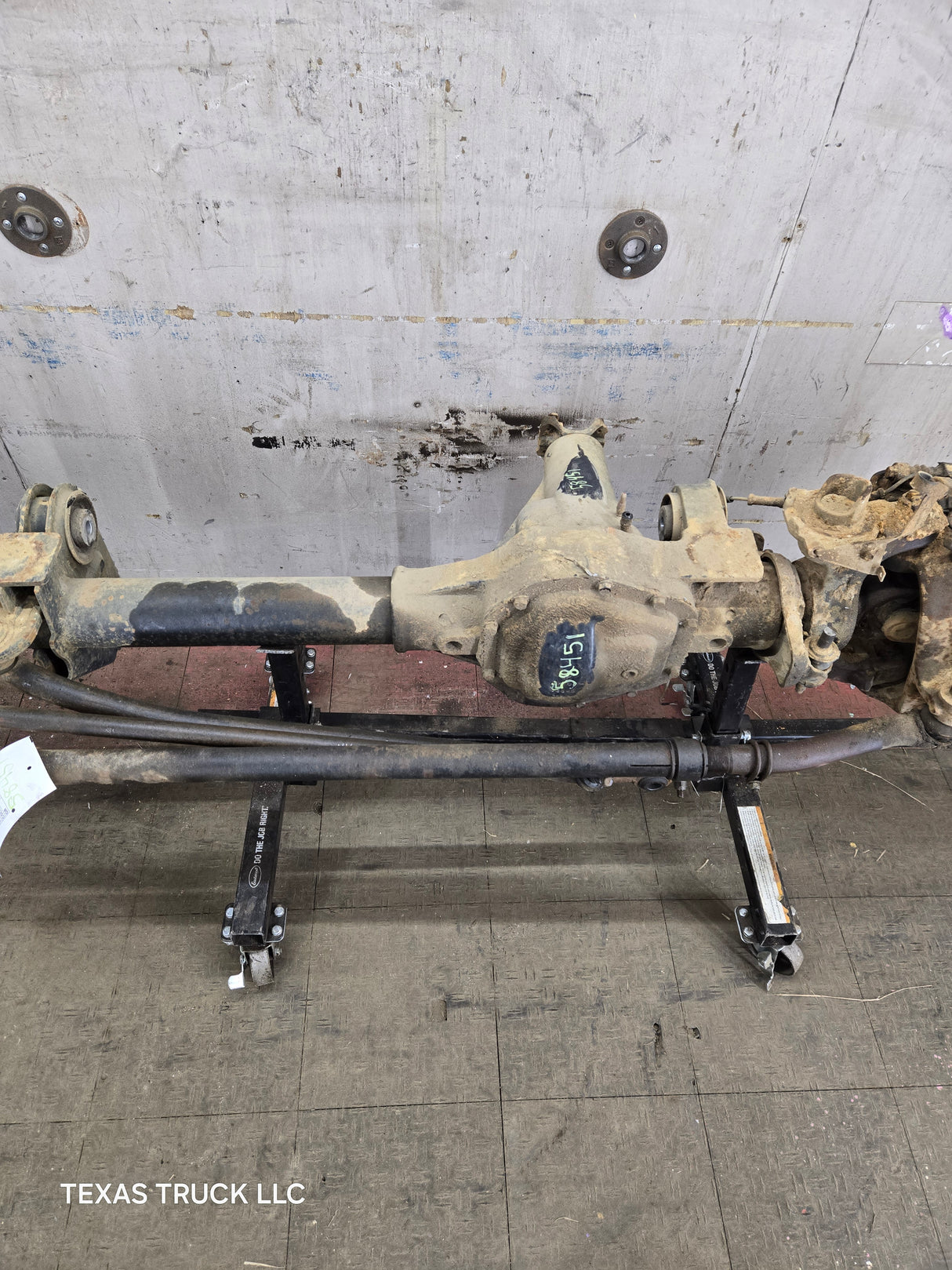 2008-2010 Ford Super Duty F250 F350 FRONT Axle 3.73 SRW