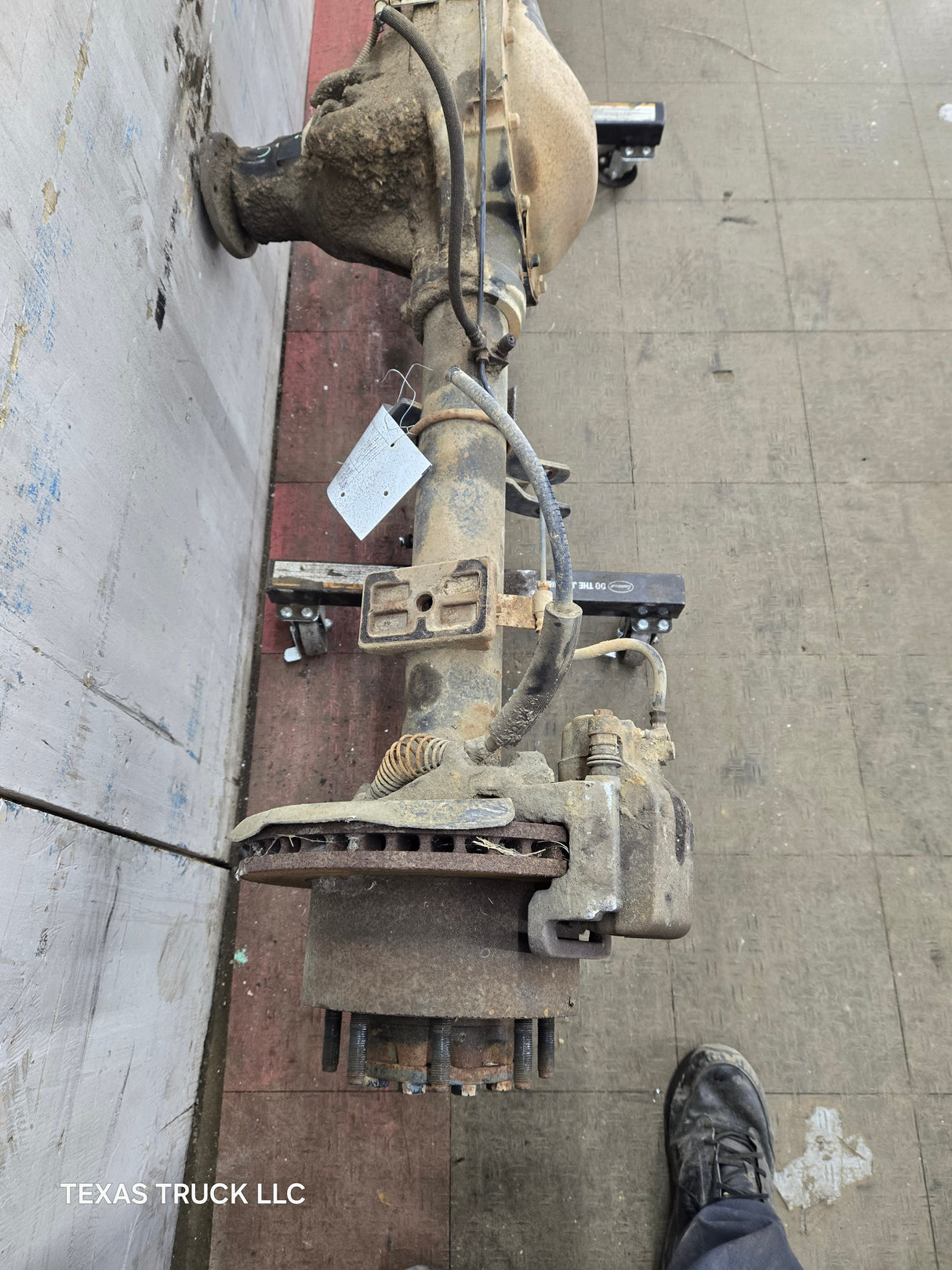 2005-2007 Ford Super Duty F250 F350 SRW Rear Axle 3.73 Gear Ratio