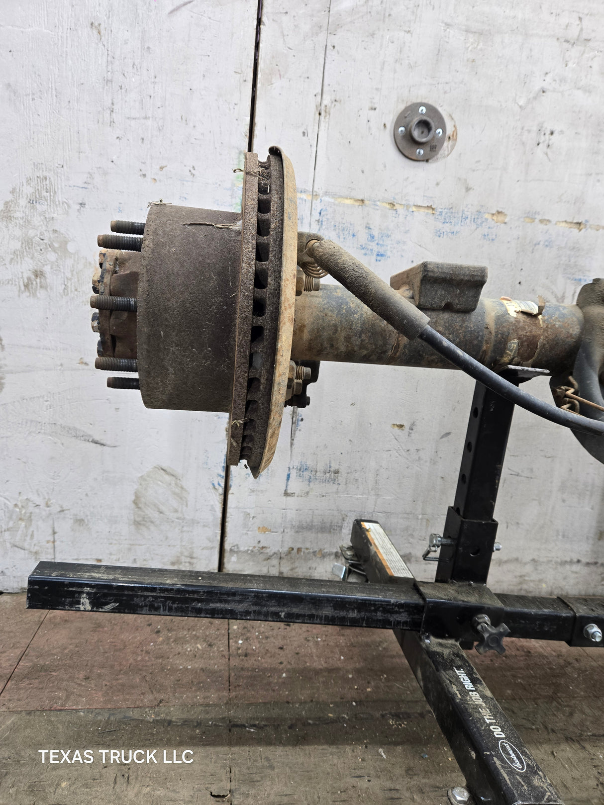 2005-2007 Ford Super Duty F250 F350 SRW Rear Axle 3.73 Gear Ratio