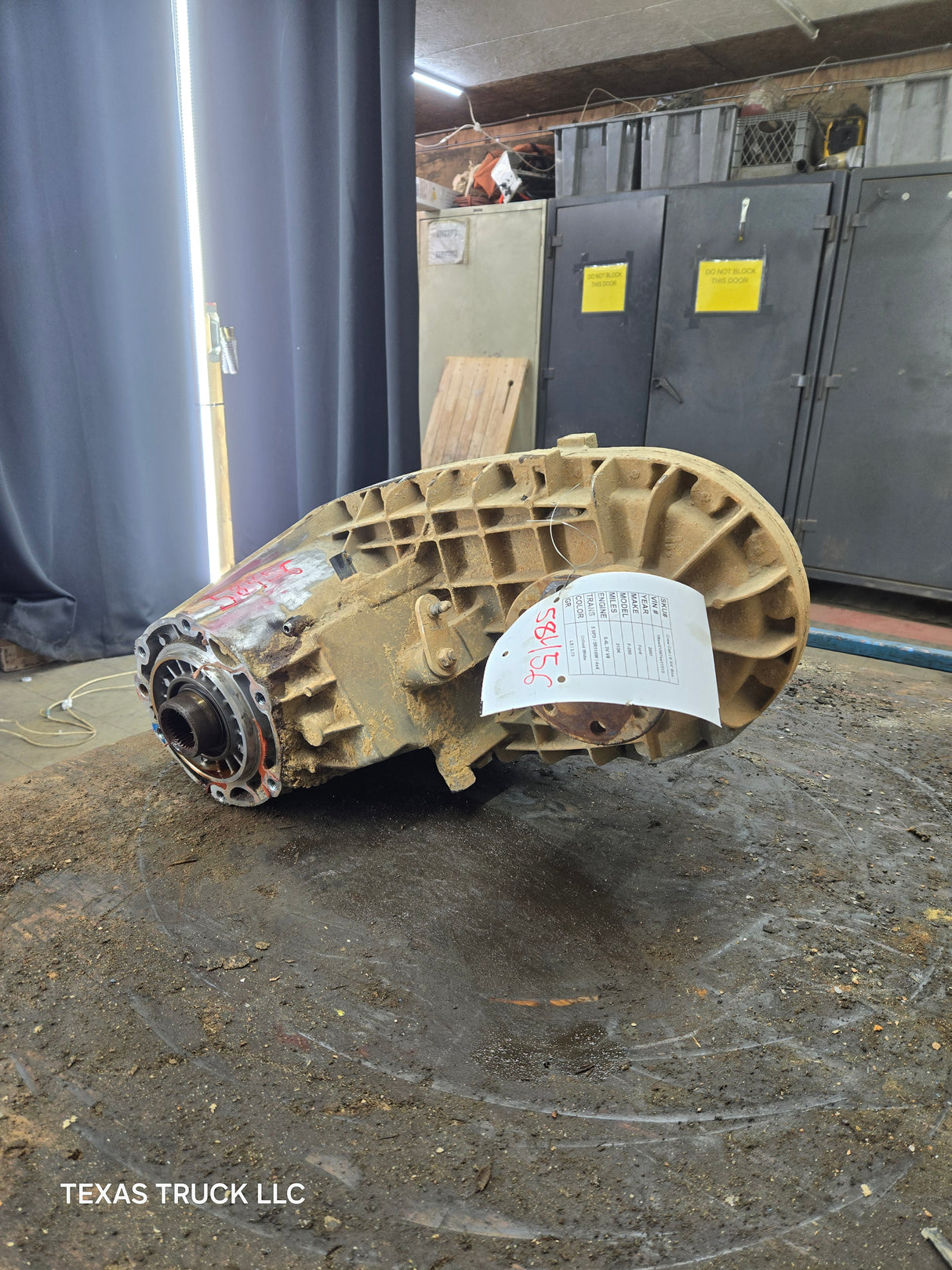 2003-2010 Ford Pickup F250 F350 F450 F550 Super Duty Manual Shift Transfer Case 6.0L 6.4l power stroke, 6.8L v10 triton, 5.4L v8 5r110