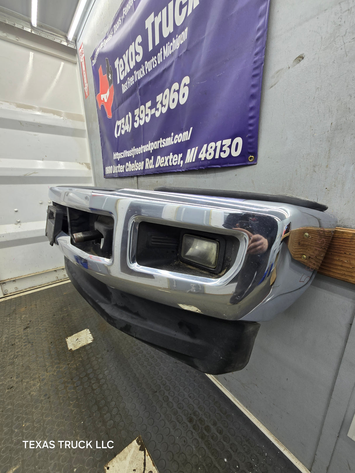 2017-2019 Ford Super Duty F250 F350 Front Bumper with fog lights