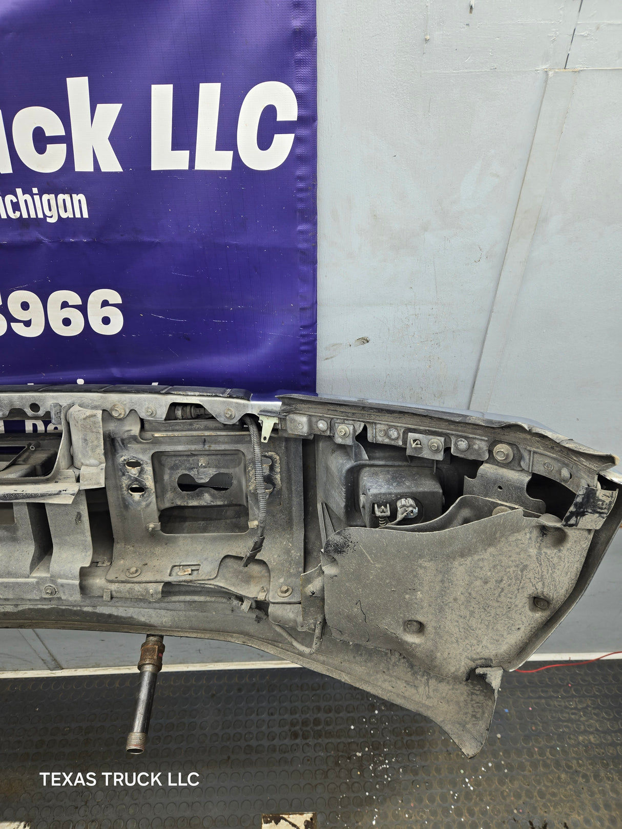 2017-2019 Ford Super Duty F250 F350 Front Bumper with fog lights