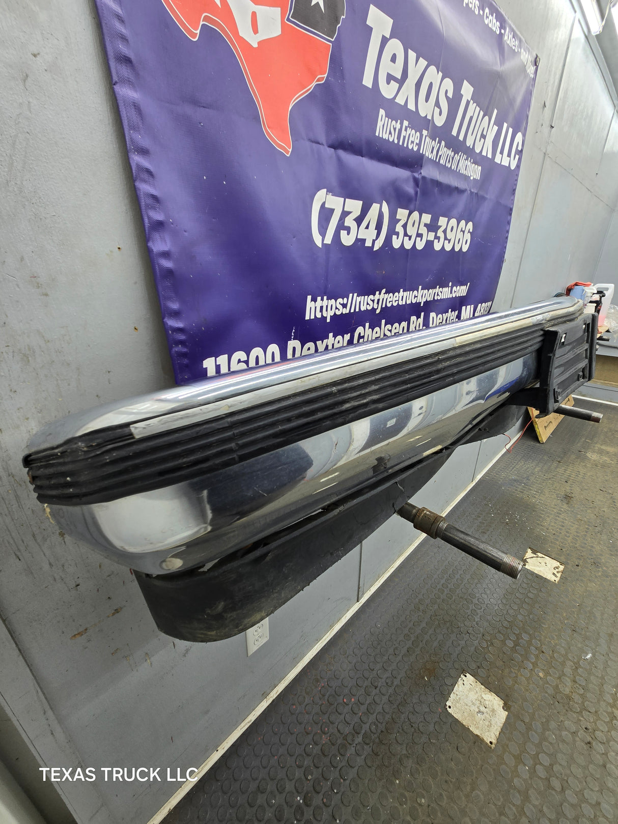 1988-1998 Chevrolet / GMC 1500 2500 3500 Front Bumper