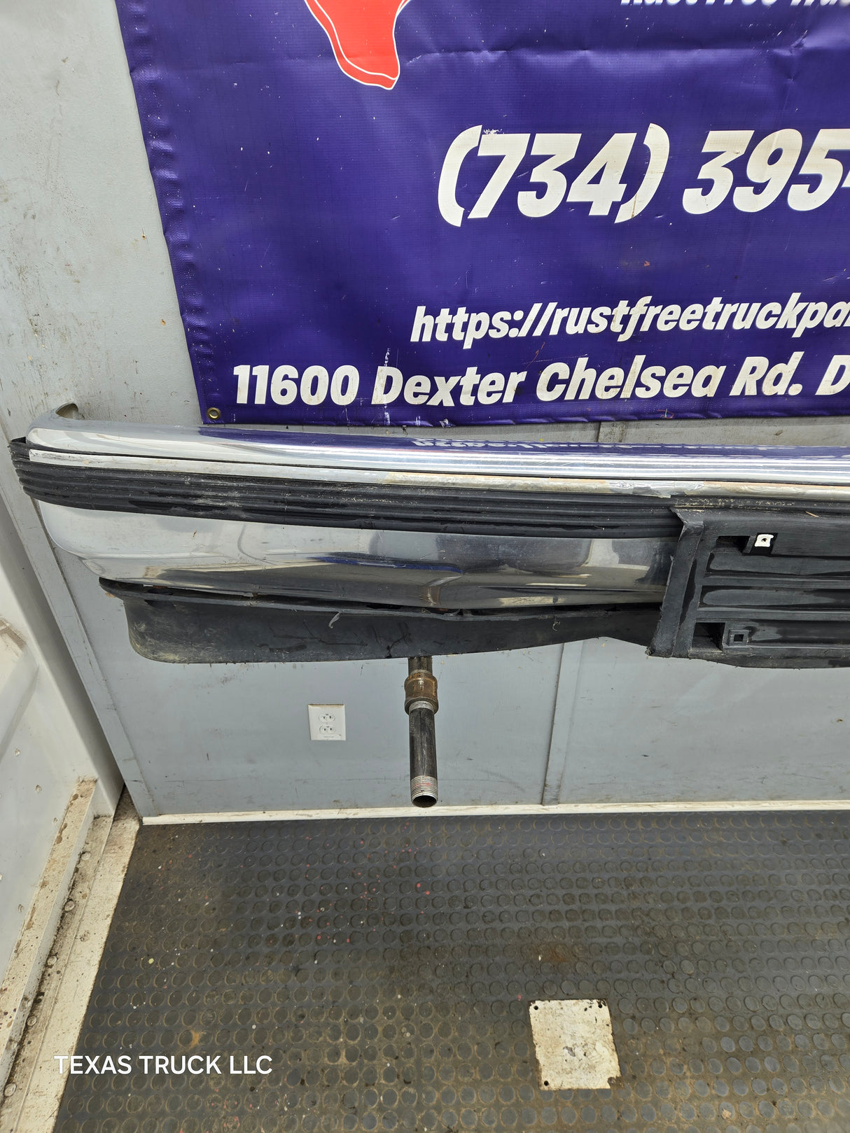 1988-1998 Chevrolet / GMC 1500 2500 3500 Front Bumper