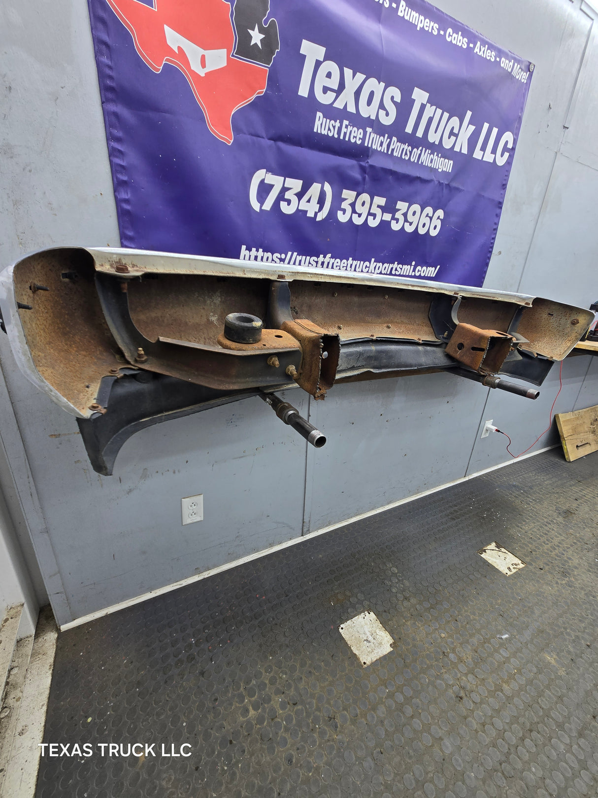 1988-1998 Chevrolet / GMC 1500 2500 3500 Front Bumper