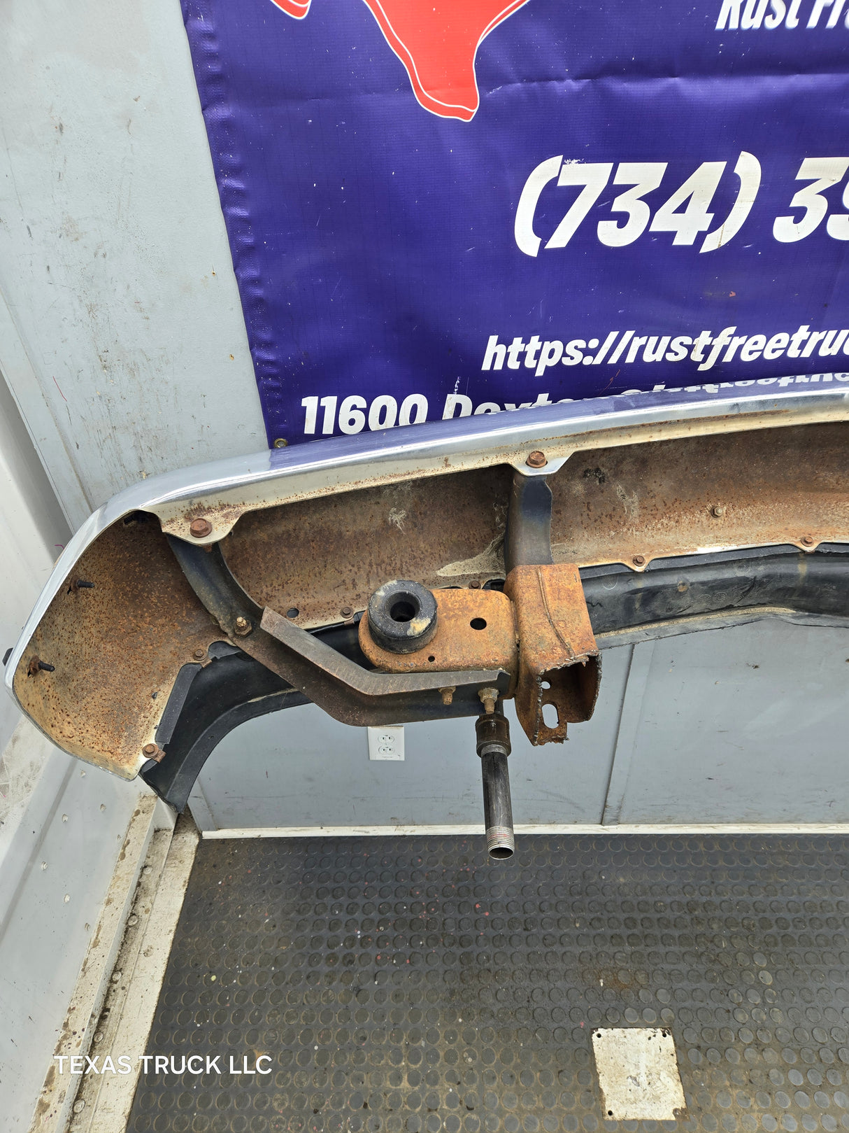 1988-1998 Chevrolet / GMC 1500 2500 3500 Front Bumper
