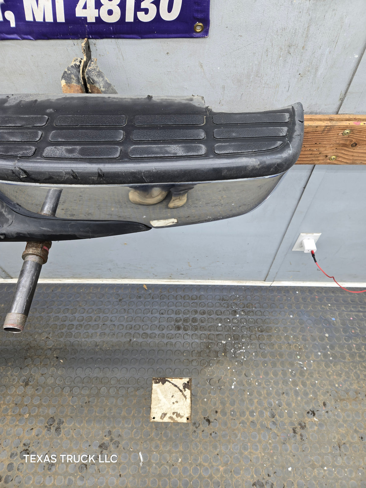 1999-2007 Chevrolet Silverado / GMC Sierra 1500 Rear Bumper