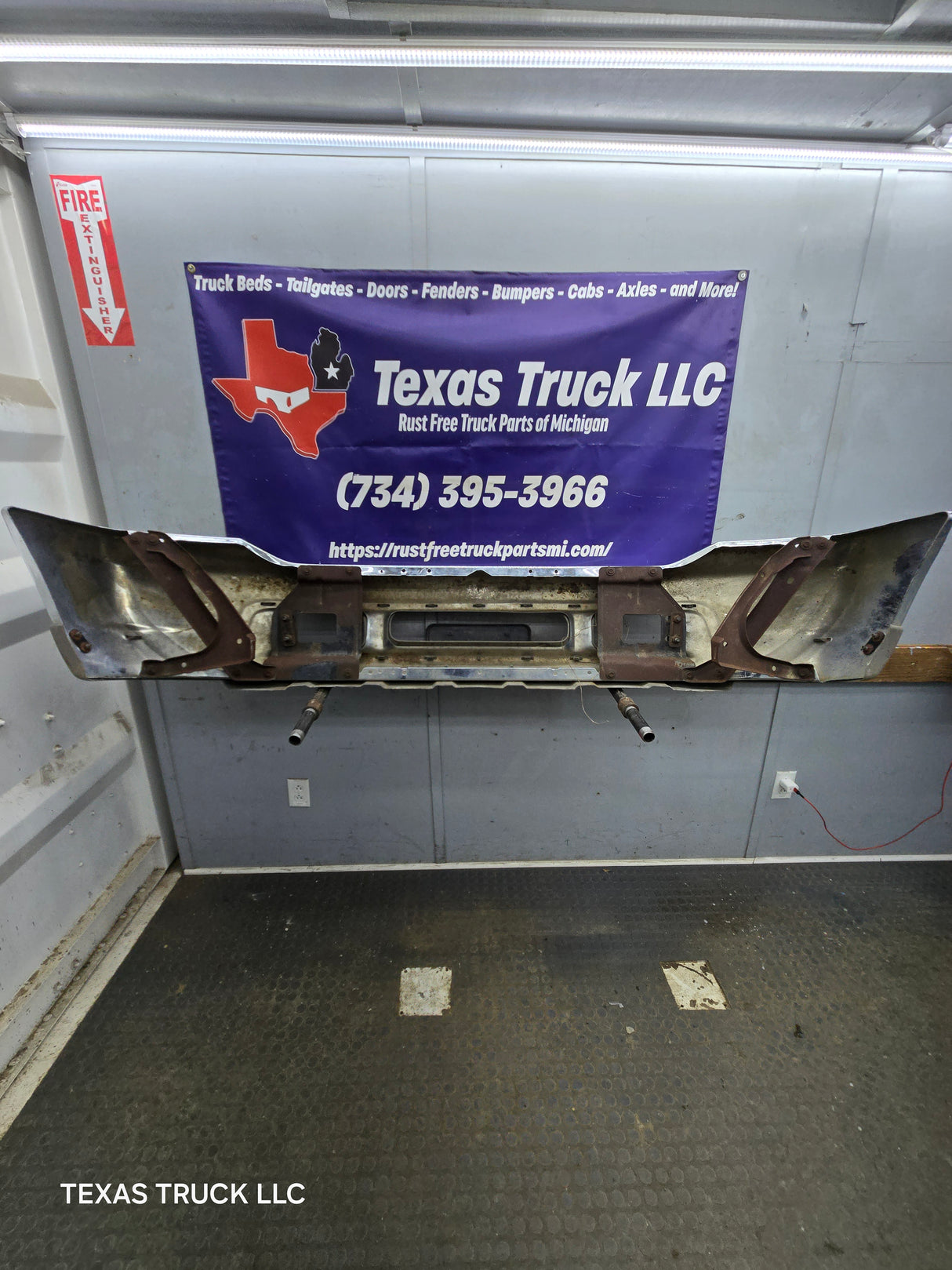 1999-2004 Ford Super Duty F250 F350 F450 F550 Excursion Front Bumper
