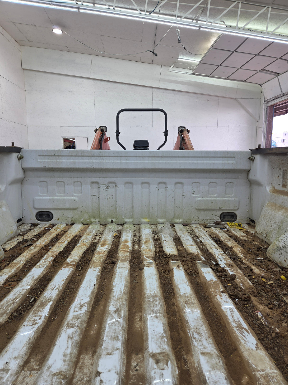 2015-2020 Ford F150 6' 6" Short Bed Without Wheel Lip Molding CNG BED
