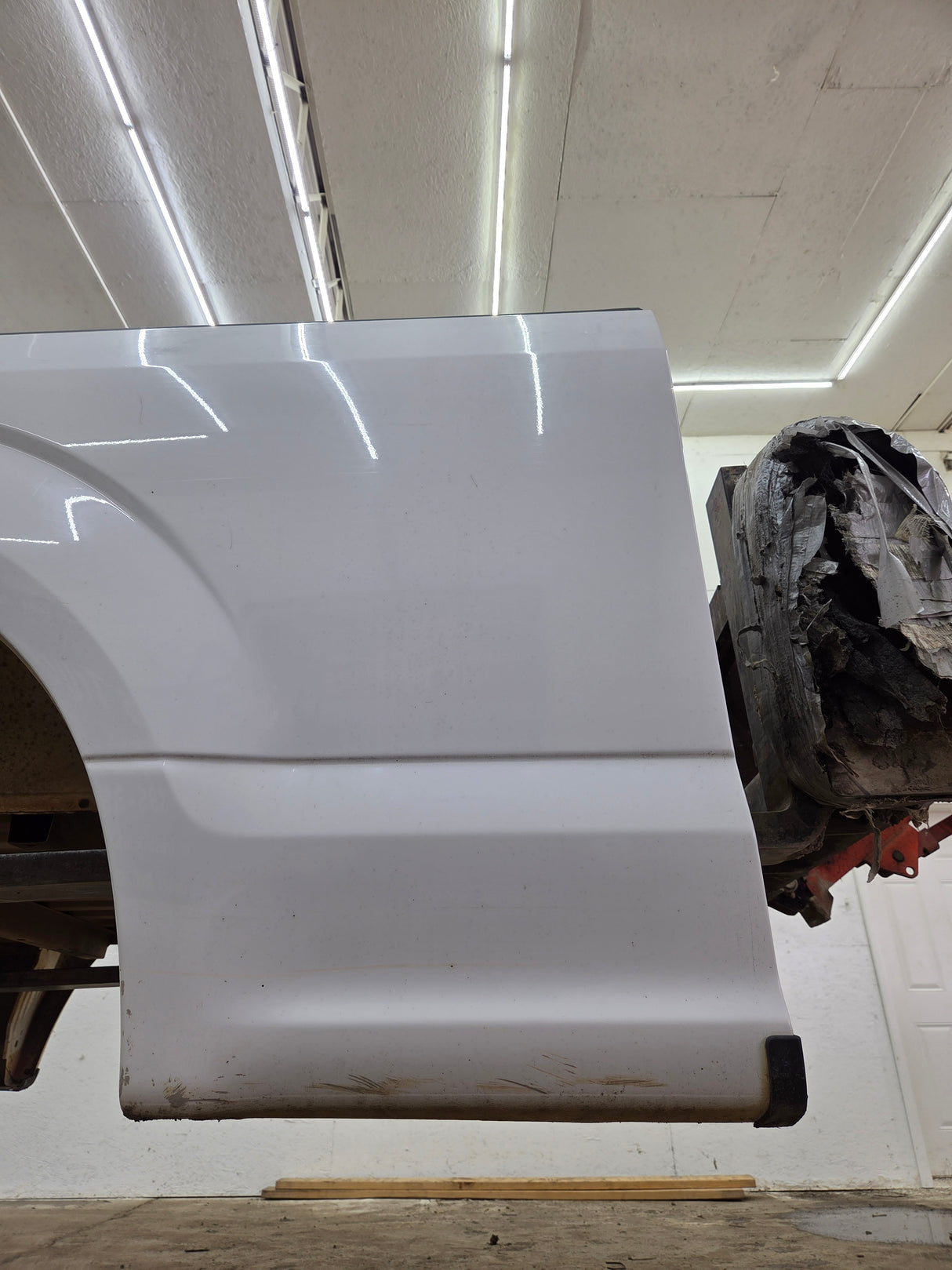 2015-2020 Ford F150 6' 6" Short Bed Without Wheel Lip Molding CNG BED