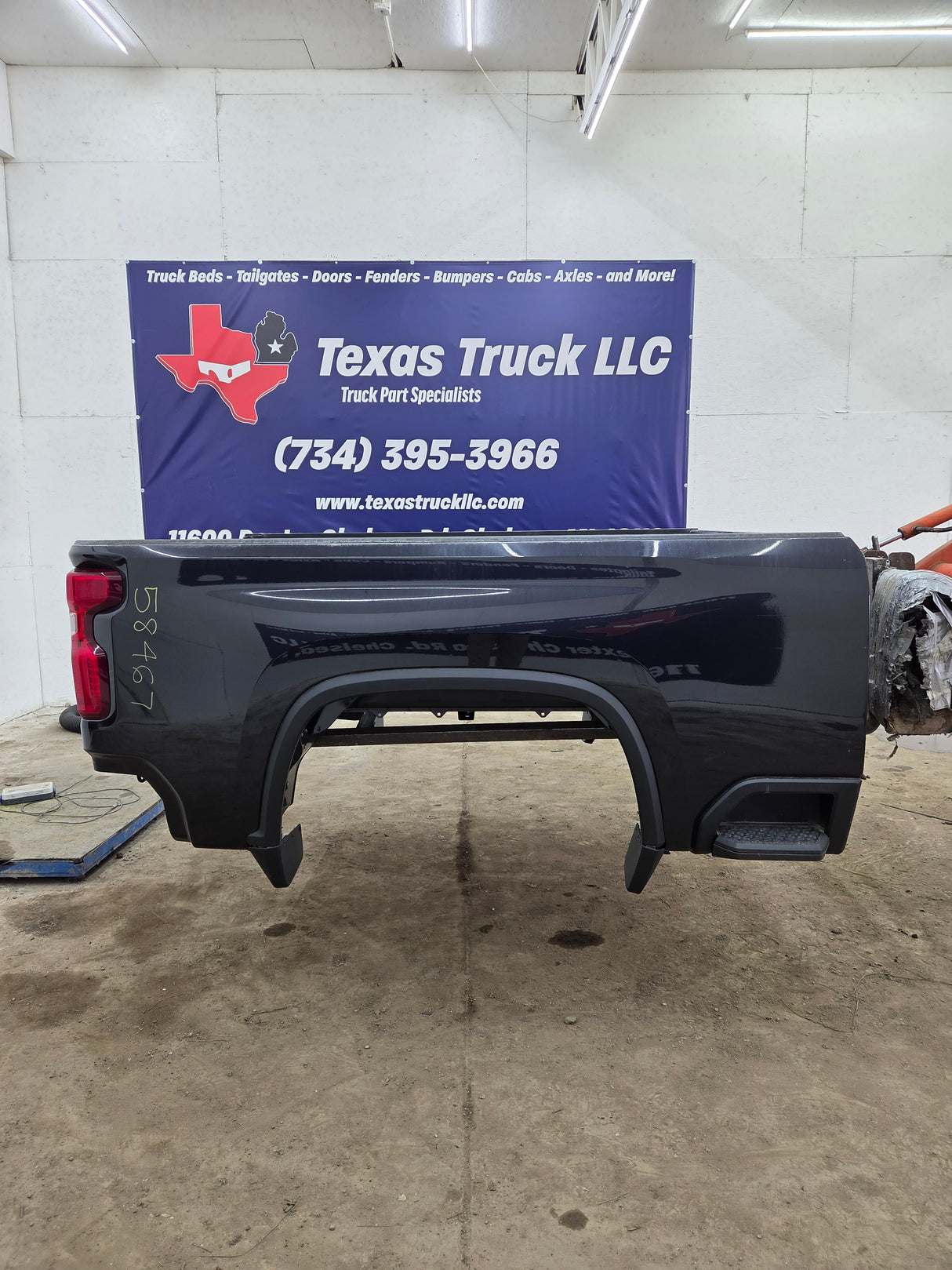 2019-2025 Chevrolet Silverado 2500 3500 HD 6' 6" Short Truck Bed