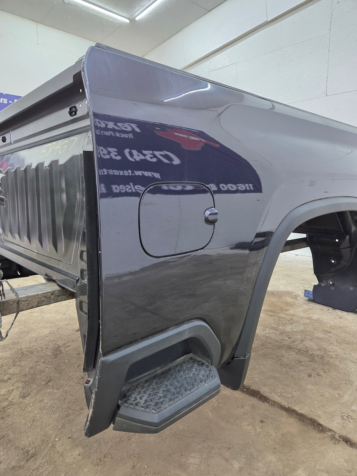 2019-2025 Chevrolet Silverado 2500 3500 HD 6' 6" Short Truck Bed