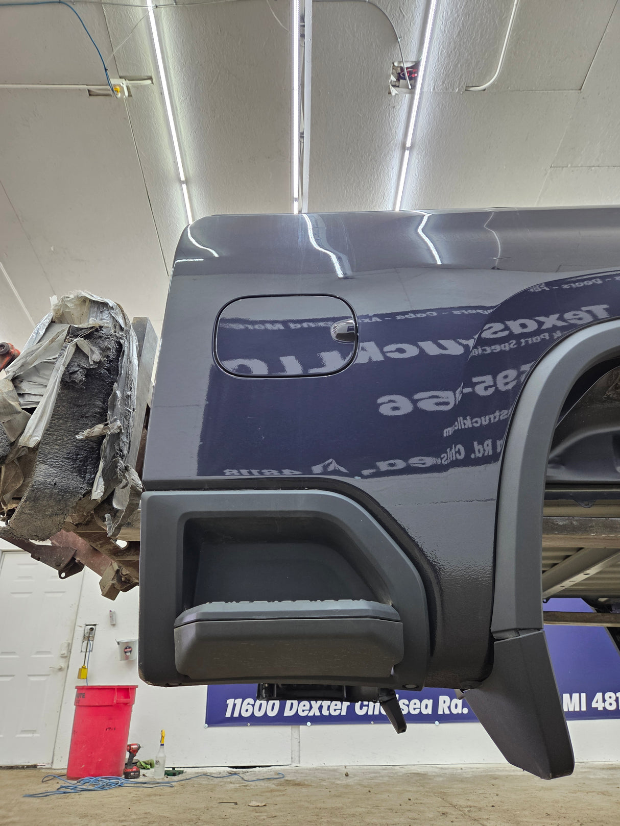 2019-2025 Chevrolet Silverado 2500 3500 HD 6' 6" Short Truck Bed