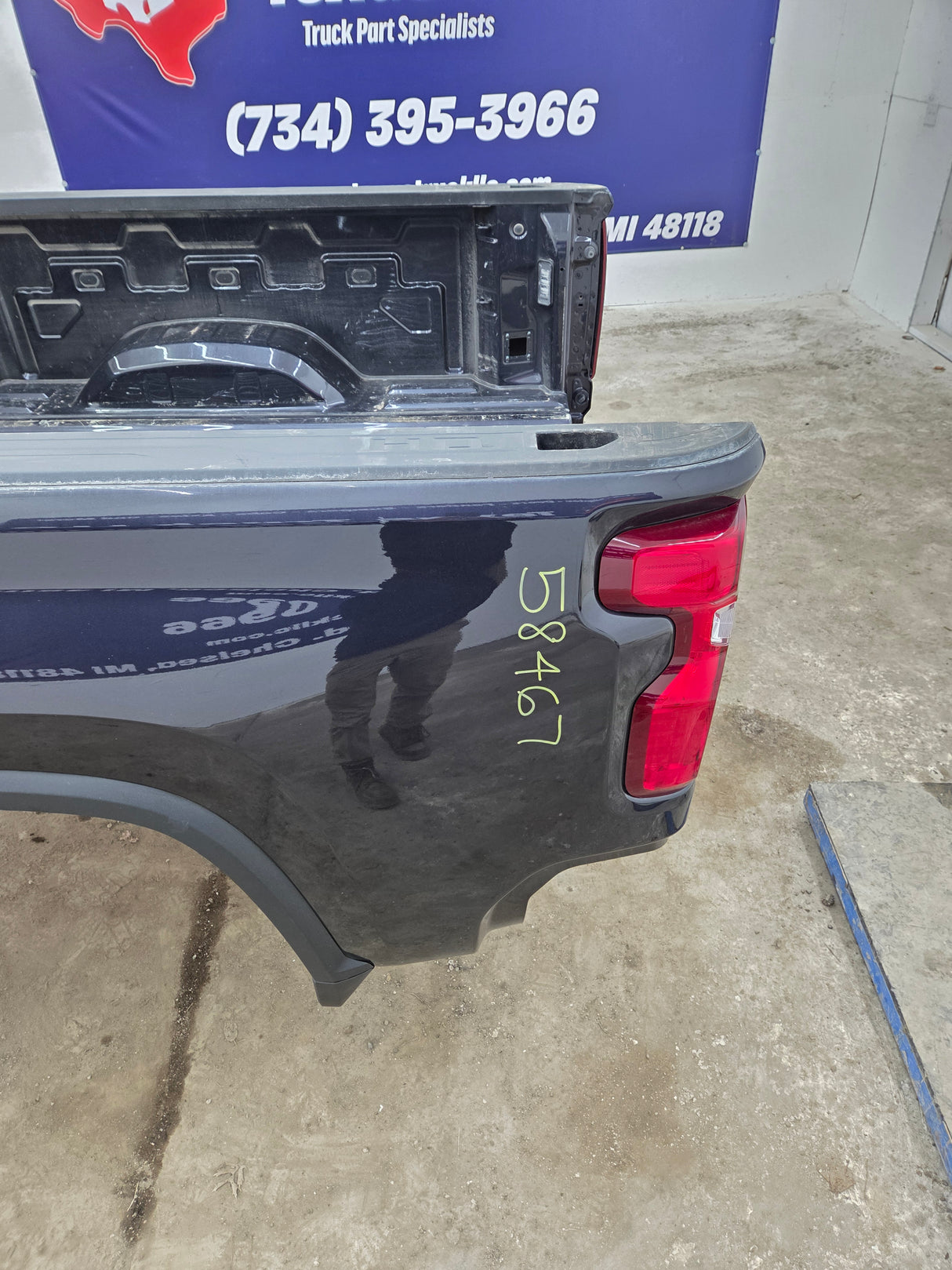 2019-2025 Chevrolet Silverado 2500 3500 HD 6' 6" Short Truck Bed