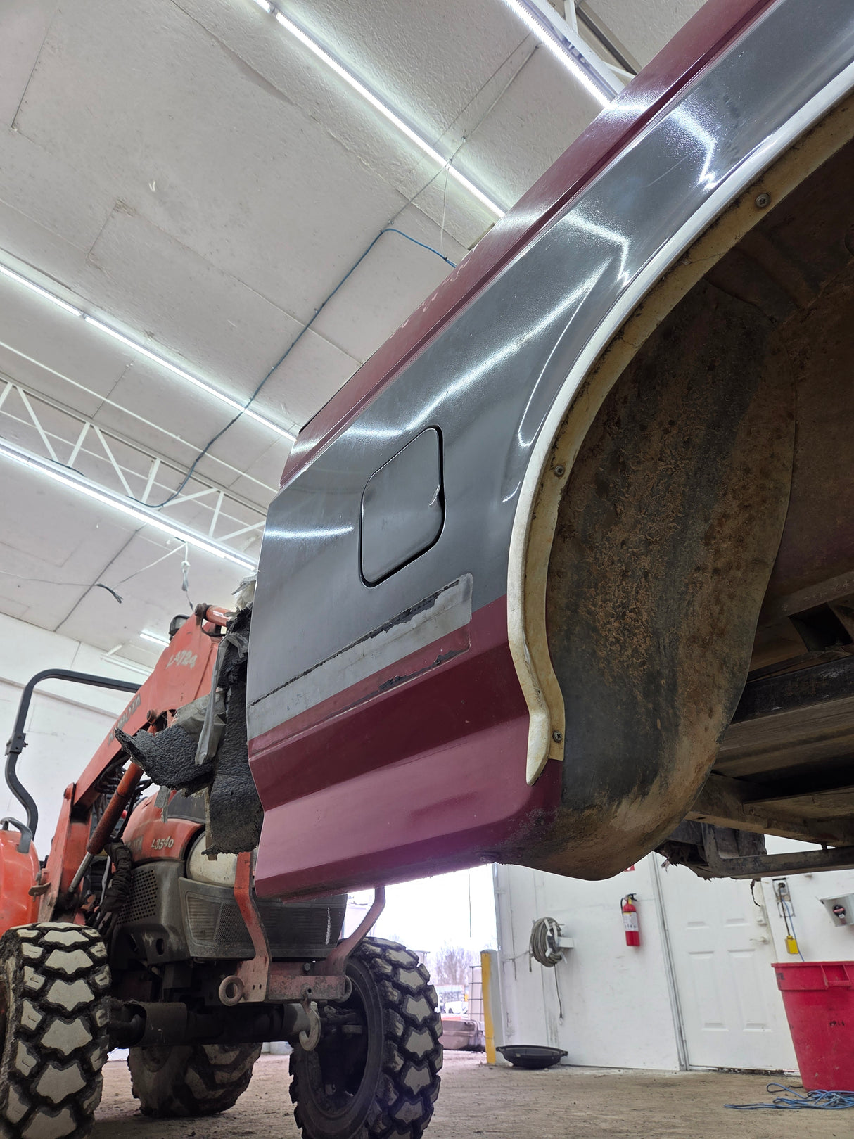 1987-1997 Ford F150 F250 F350 OBS 6' 9" Short Truck Bed