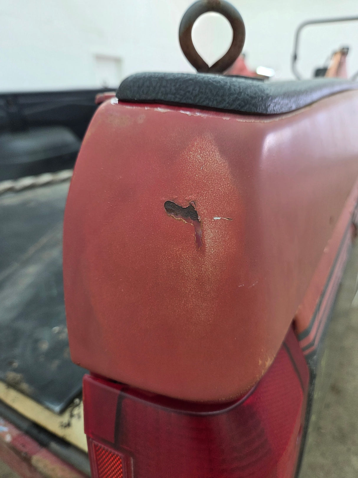 1987-1997 Ford F150 F250 F350 OBS 6' 9" Short Truck Bed